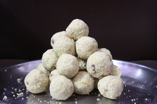 Til ke Laddoo - Bolitas Dulces de Sésamo